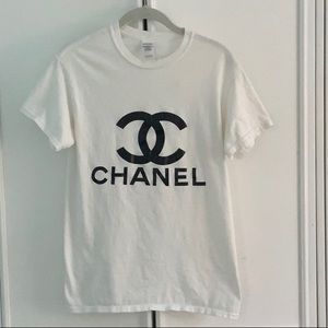 Gildan Heavy Cotton Chanel Branded White T-shirt Size S